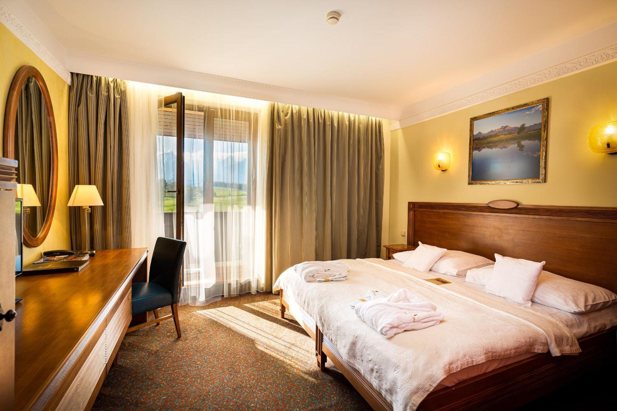 Hotel International Velka Lomnica Εξωτερικό φωτογραφία